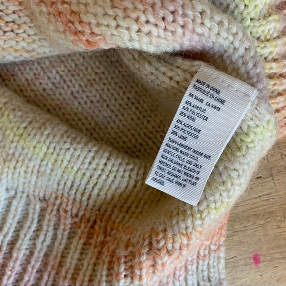 American Eagle Outfitters Cream And Pastel Rainbow Stripe Sweater M - Picture 5 of 8